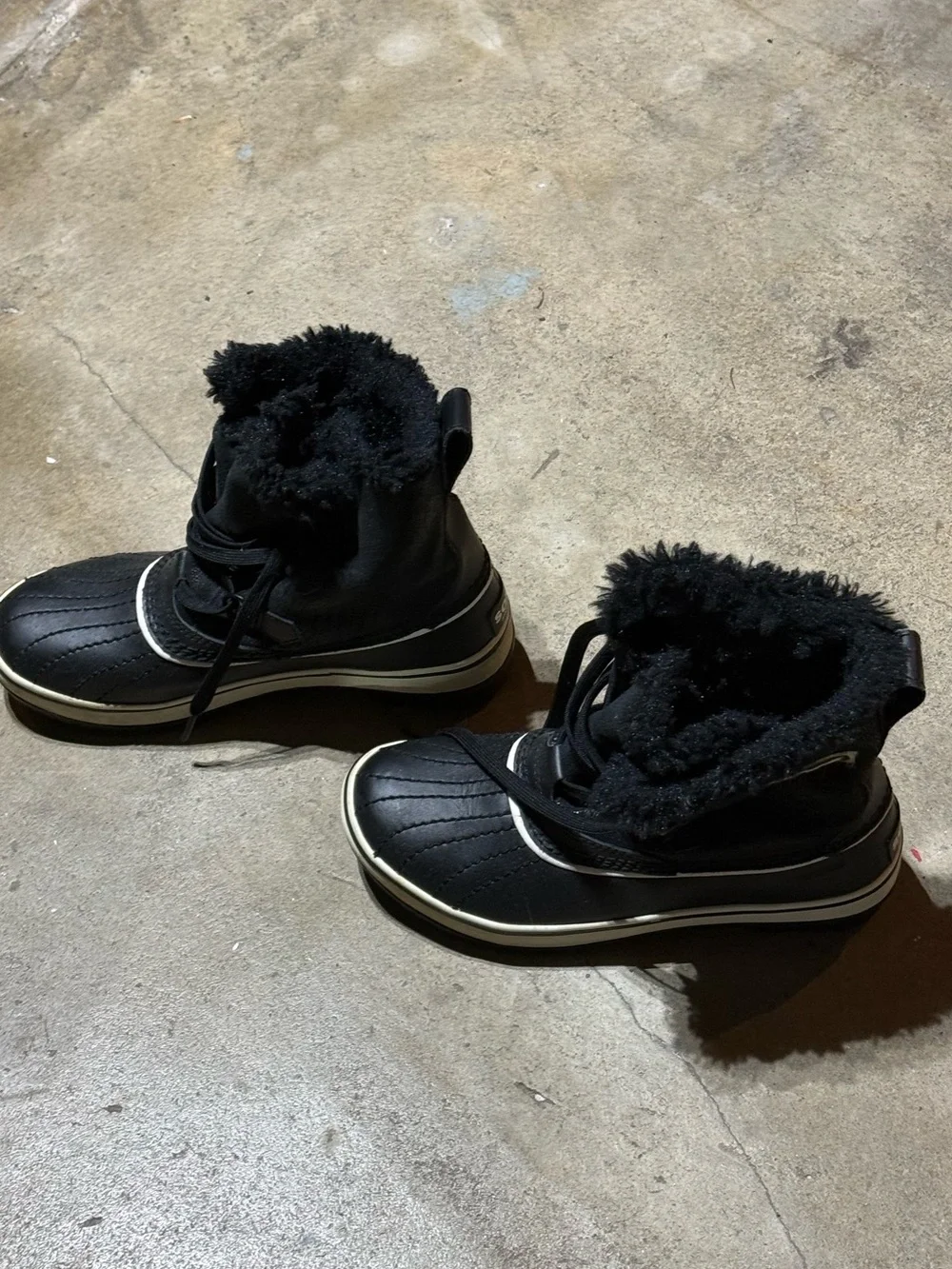 Sorel Fuzzy Winter Snow Boots